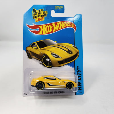 Ferrari F12 Berlinetta #31 * YELLOW * 2014 Hot Wheels