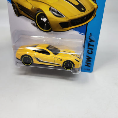 Ferrari F12 Berlinetta #31 * YELLOW * 2014 Hot Wheels