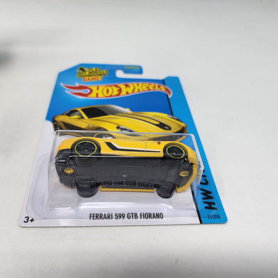 Ferrari F12 Berlinetta #31 * YELLOW * 2014 Hot Wheels