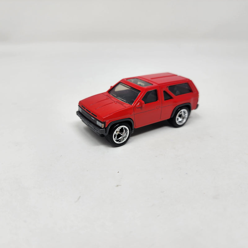 1985 Nissan Pathfinder * Matchbox 1:64 scale Custom Build w/ Rubber Tires