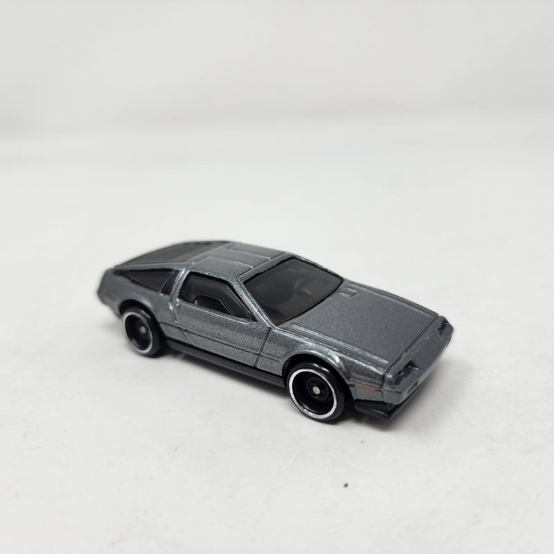 Delorean DMC * Hot Wheels Loose 1:64 Scale Diecast