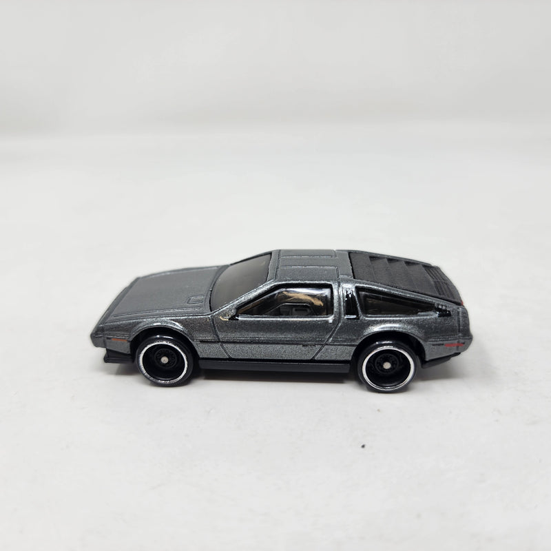 Delorean DMC * Hot Wheels Loose 1:64 Scale Diecast