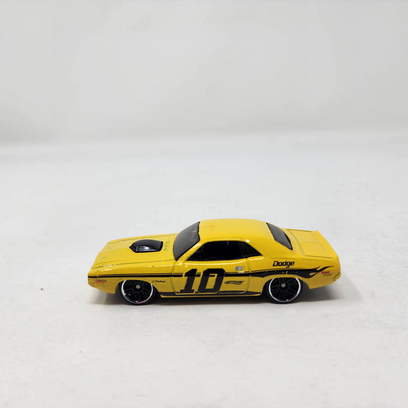 1970 Dodge Challenger * Hot Wheels Loose 1:64 Scale Diecast