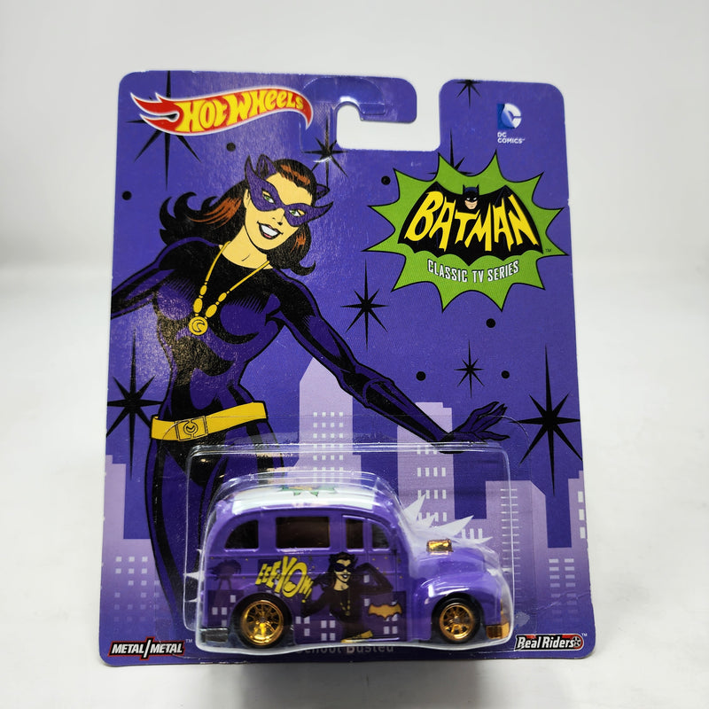 School Busted Cat Woman * Hot Wheels Pop Culture DC Comics Batman