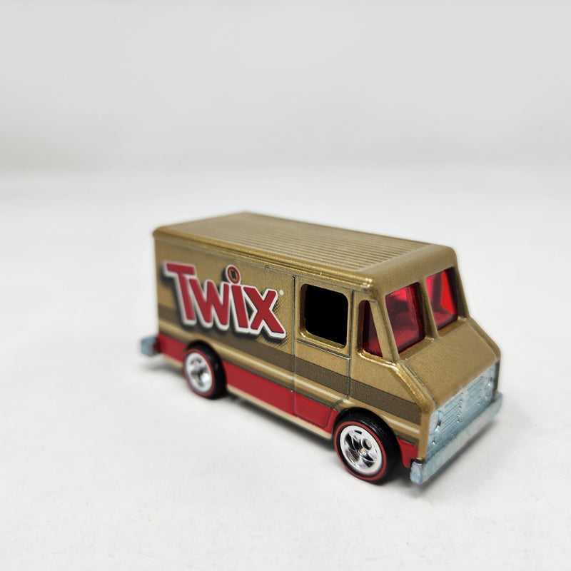 Combat Medic Twix * Hot Wheels Loose 1:64 scale w/ Rubber Tires