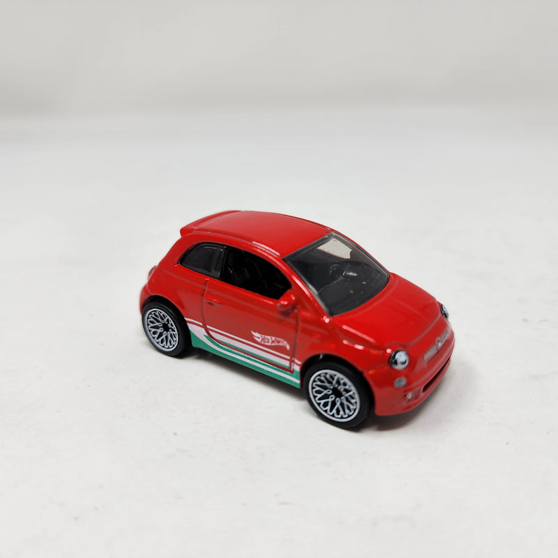 Fiat 500 * Hot Wheels Loose 1:64 scale w/ Rubber Tires