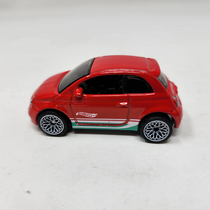 Fiat 500 * Hot Wheels Loose 1:64 scale w/ Rubber Tires