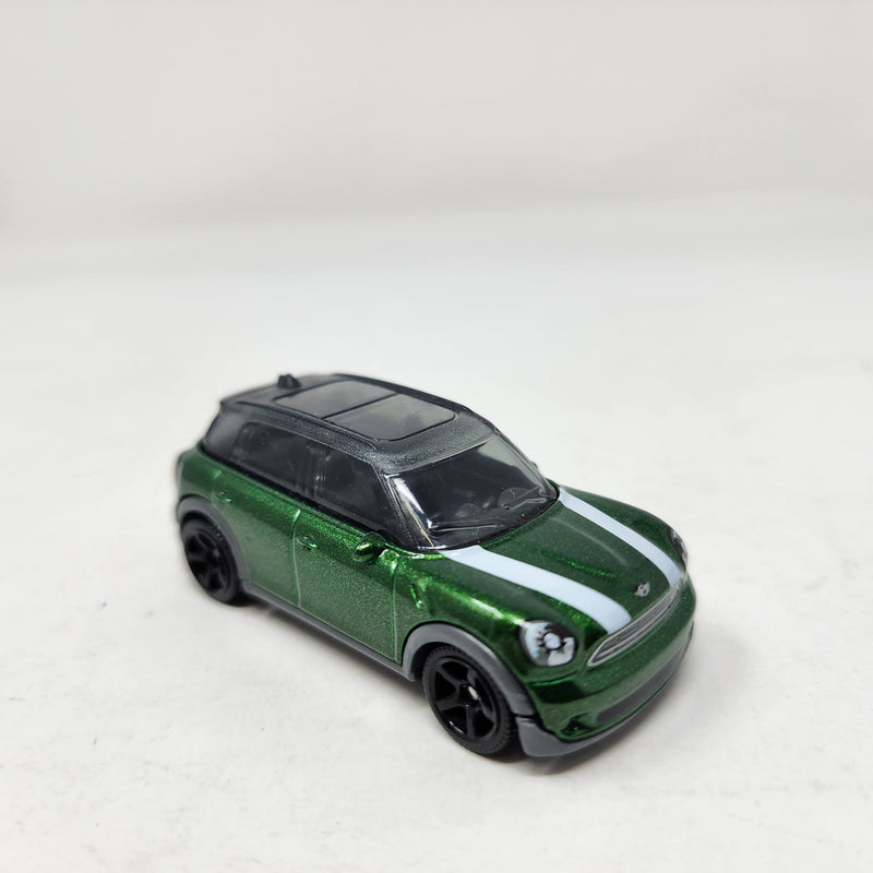 2011 Mini Cooper Countryman * Matchbox Loose 1:64 scale