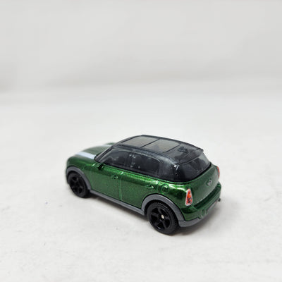 2011 Mini Cooper Countryman * Matchbox Loose 1:64 scale