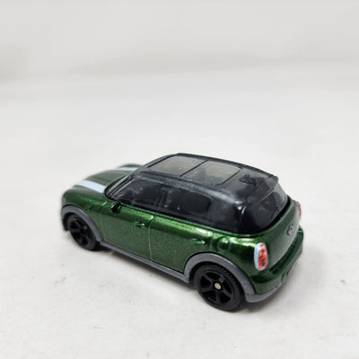 2011 Mini Cooper Countryman * Matchbox Loose 1:64 scale