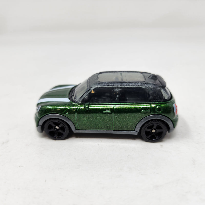 2011 Mini Cooper Countryman * Matchbox Loose 1:64 scale