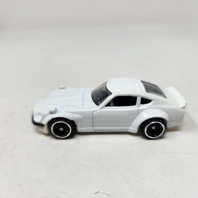 Datsun 240Z * Hot Wheels Loose 1:64 scale Diecast