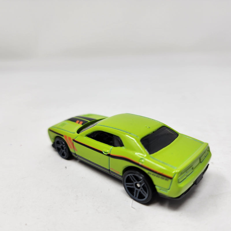 2015 Dodge Challenger SRT * Hot Wheels Loose 1:64 scale Diecast