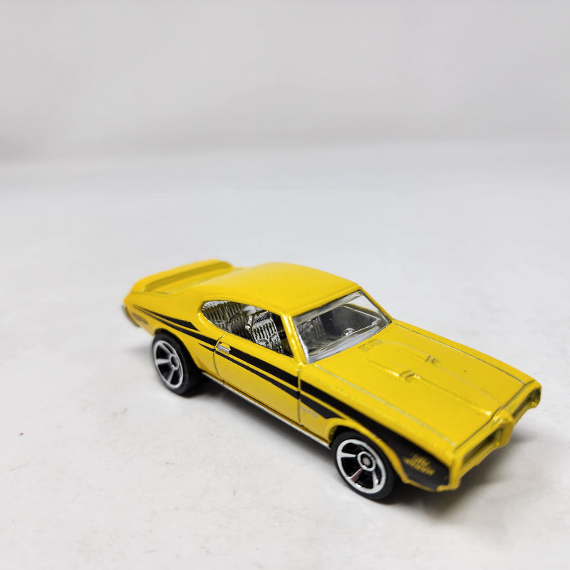 1969 Pontiac GTO * Hot Wheels Loose 1:64 scale Diecast