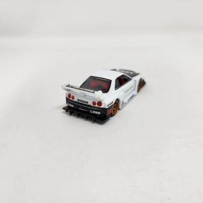 LB-ER34 Super Silhouette Nissan Skyline * WHITE * 1:64 scale Loose Diecast Hot Wheels Boulevard