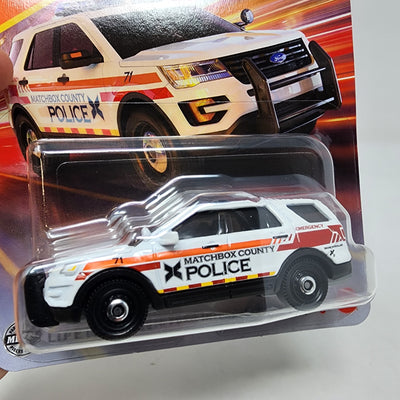 2016 Ford Interceptor Utility #96 * White * 2025 Matchbox Basic Case B