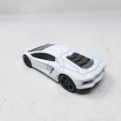 Lamborghini Aventador LP 700-4 * Hot Wheels Loose 1:64 scale Diecast