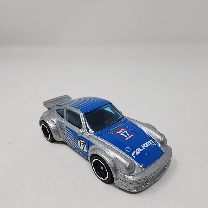 Porsche 934 * Hot Wheels Loose 1:64 Scale Diecast