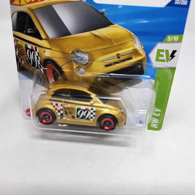 Fiat 500e #33 * Gold * 2025 Hot Wheels Short Card Case B