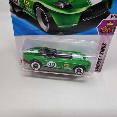 Rrroadster #128 * Green * 2025 Hot Wheels Case D * LONG Card