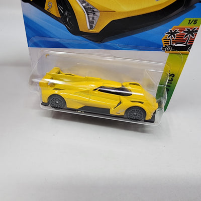 Cadillac Project GTP Hypercar #99 * Yellow * 2025 Hot Wheels Case D * LONG Card