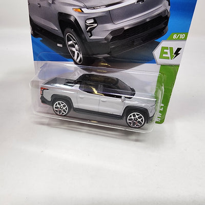 Silverado EV RST #86 * Grey * 2025 Hot Wheels Case D * LONG Card