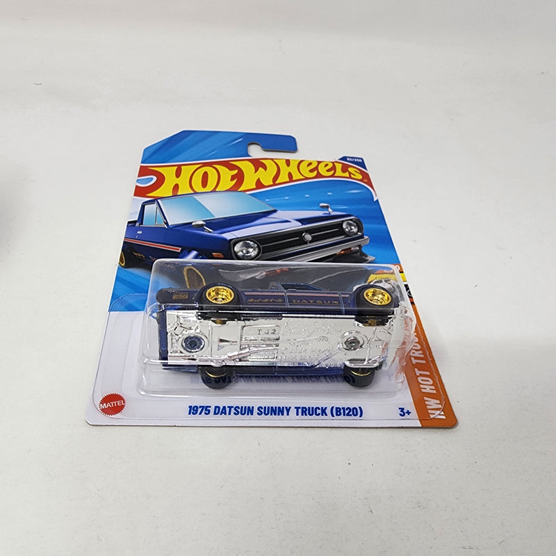 SUPER TREASURE HUNT * 1975 Datsun Sunny Truck B120 * 2025 Hot Wheels Case D