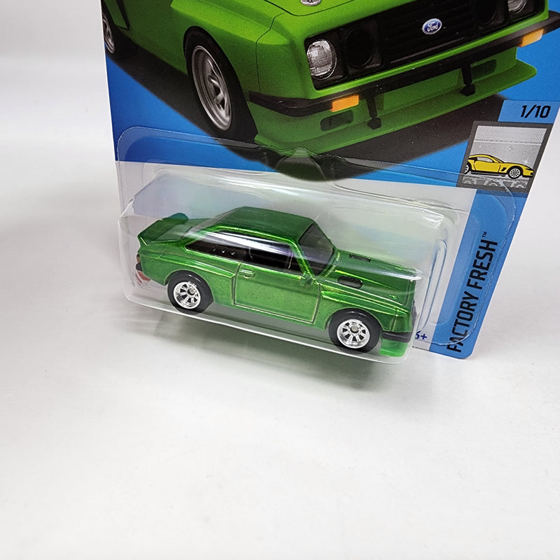 Ford Escort RS2000 * Super Treasure Hunt * 2024 Hot Wheels Basic w/ Factory Holo