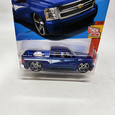 Chevy Silverado #207 * Blue * 2024 Hot Wheels Basic w/ Factory Holo