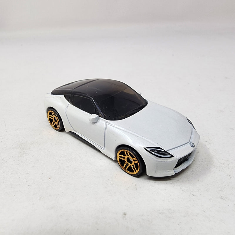 Nissan Z Proto * Hot Wheels Loose 1:64 scale Diecast