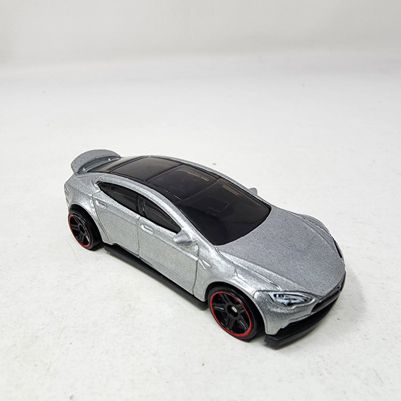 Tesla Model S * Hot Wheels Loose 1:64 scale Diecast