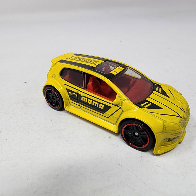 Volkswagen Golf GTI * Hot Wheels Loose 1:64 scale Diecast