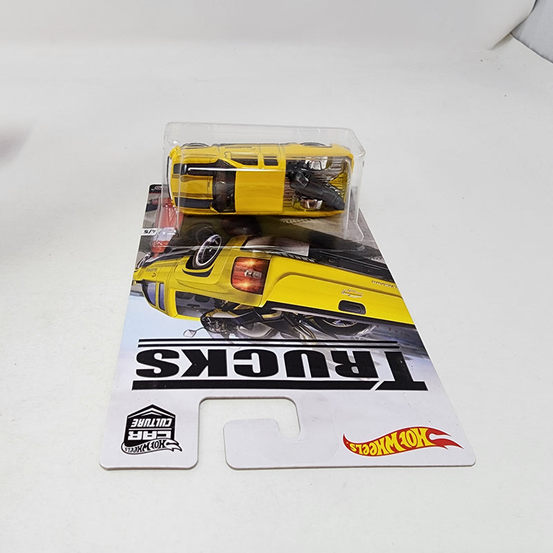 Chevy Silverado * Yellow * Hot Wheels Car Culture TRUCKS Series