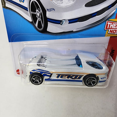 Deora II #208 * White * 2024 Hot Wheels Basic w/ Factory Holo