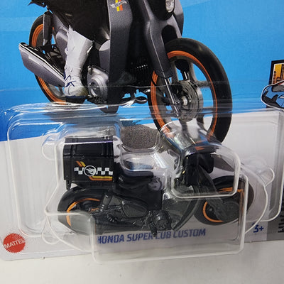 Honda Super Cub Custom #159 * Treasure Hunt * 2024 Hot Wheels Basic w/ Factory Holo