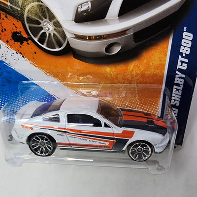 '07 Ford Shelby GT-500 #111 * White * Hot Wheels 2011