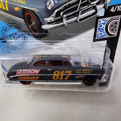 '52 Hudson Hornet #140 * Grey * Hot Wheels 2020 * Bad Bubble