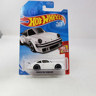 Porsche 934 Turbo RSR #44 * WHITE * 2018 Hot Wheels