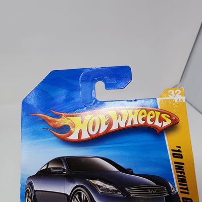 '10 Infiniti G37 #32 * 2010 Hot Wheels