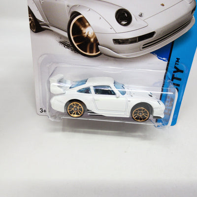 Porsche 993 GT2 #27 * WHITE * 2014 Hot Wheels * WHEEL ERROR