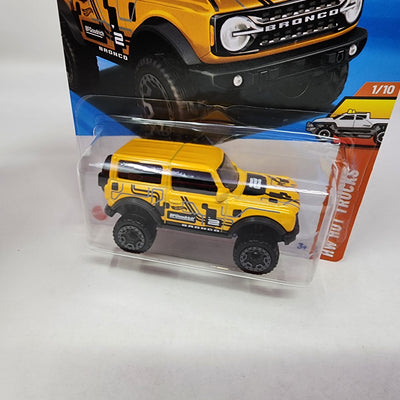 '21 Ford Bronco #20 * Yellow * 2025 Hot Wheels Case E