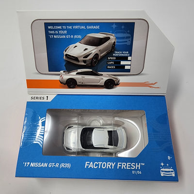 '17 Nissan Skyline GT-R R35 * White * Hot Wheels ID Car Series