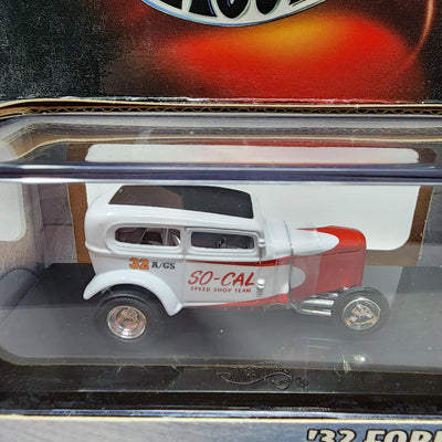 '32 Ford Sedan * Hot Wheels 100% Black Box