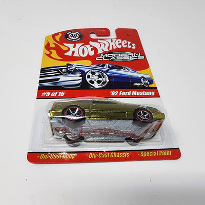 '92 Ford Mustang #5 Antifreeze * Hot Wheels Modern Classics