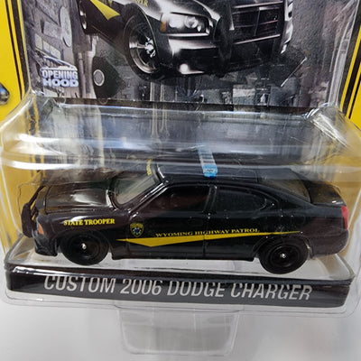 Custom 2006 Dodge Charger * BLACK * Greenlight Muscle Car Garage Stock & Custom