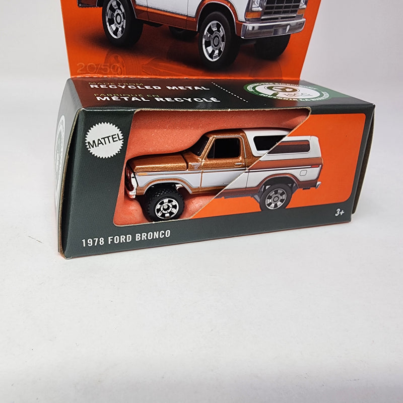 1978 Ford Bronco * Orange/White * 2025 Matchbox Moving Parts Case C