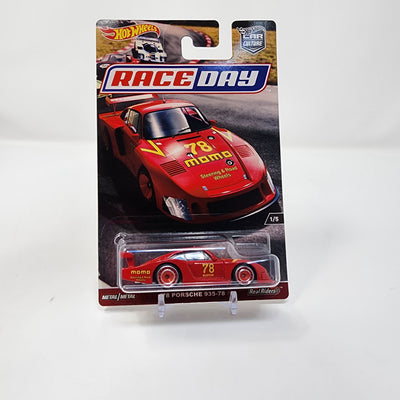 '78 Porsche 935-78 Momo * Hot Wheels Car Culture Race Day