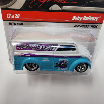 Dairy Delivery #12 * Hot Wheels Garage Larry's