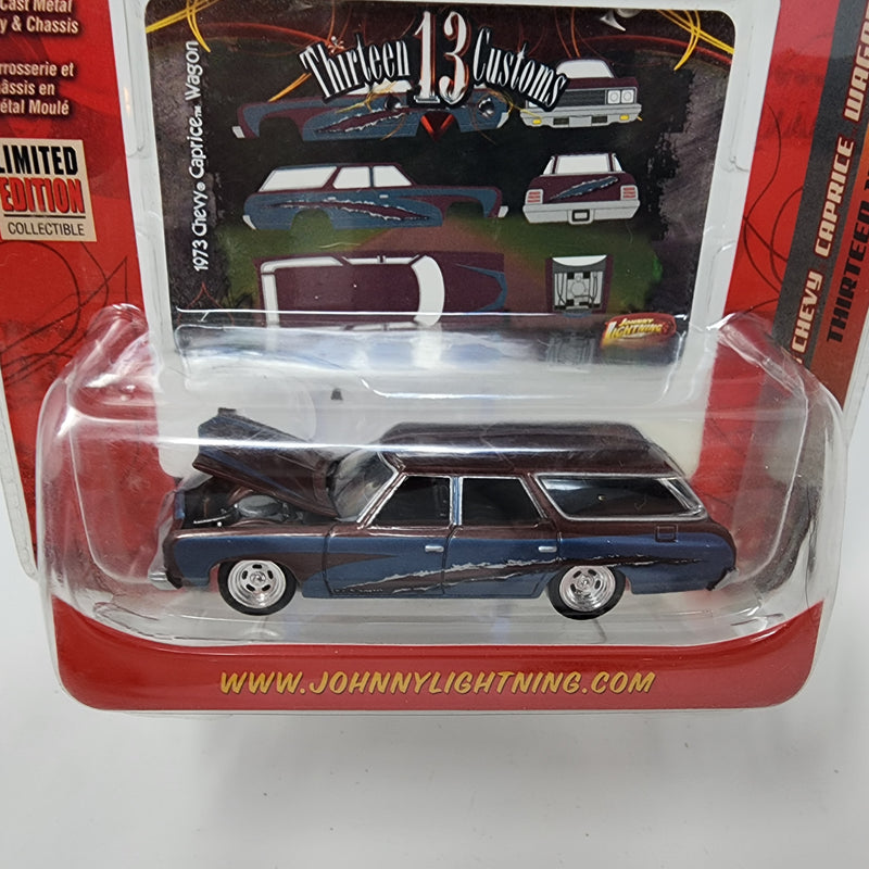 19 73 Chevy Caprice Wagon * Johnny Lightning Thirteen 13 Custom