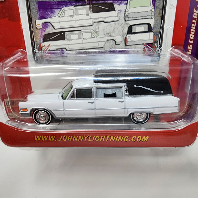 1966 Cadillac Hearse * White * Johnny Lightning Wicked Wagons